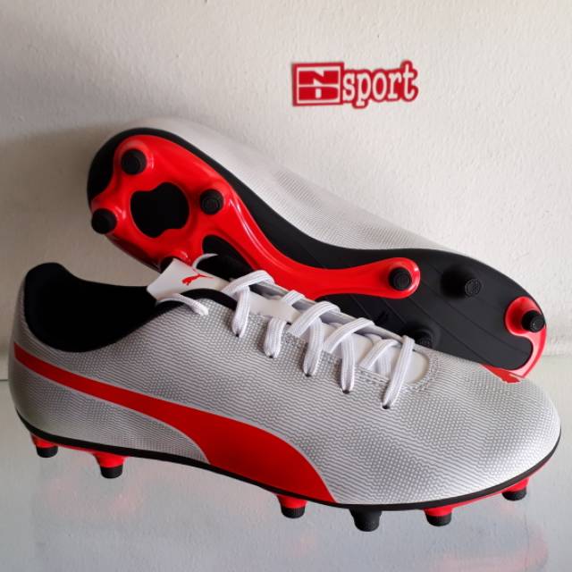 Sepatu bola puma rapido fg