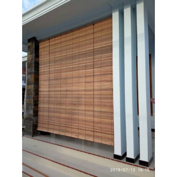 tirai atau krey kayu bengkirai 1x1 m2