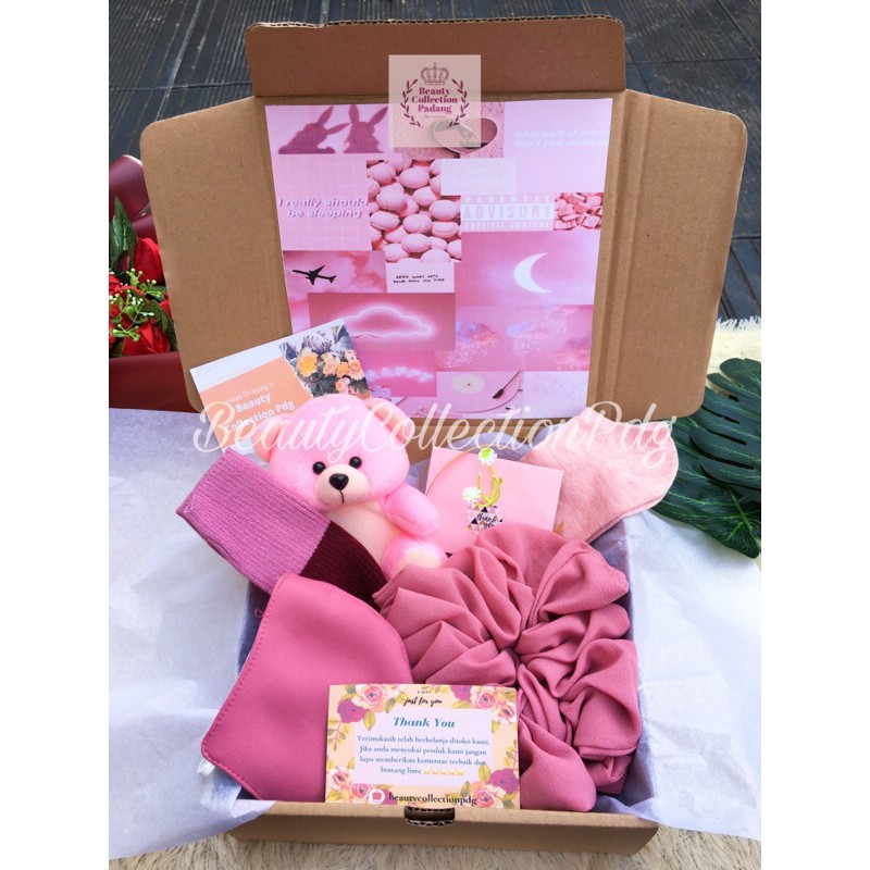 

Kado Cewek / Kado Pacar / Kado Ulang Tahun / Kado Lucu / Kado Anniversary / Boneka / Hampers / Gift