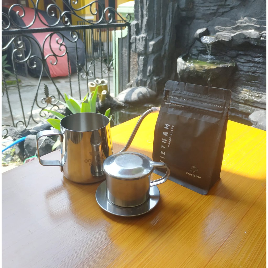 

Paket Ngopi Vietnam Drip Teko dan Kopi Spesial House Blend