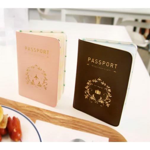 

Sampul Buku Paspor Tebal Dengan Tempat Tiket dan Kartu