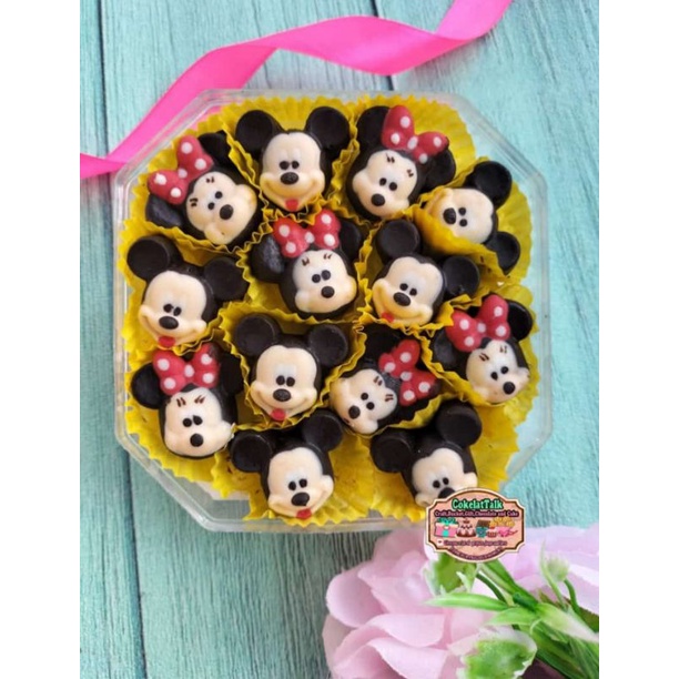 

coklat karakter l fruit l superhero l minnie l bts l hampers l lebaran l idul fitri
