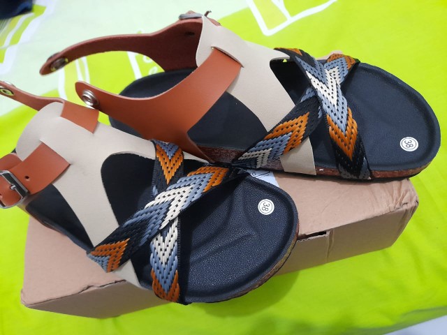 Sandal Tali Yuan Gradasi Coklat Mix Tali
