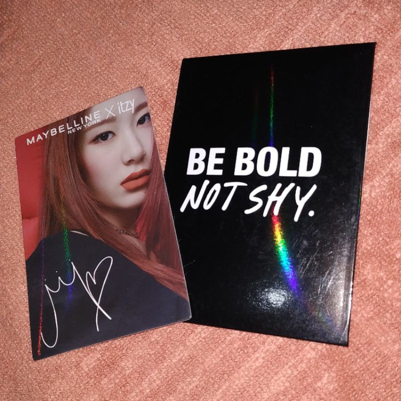Photocard ITZY X MAYBELLINE Chaeryeong