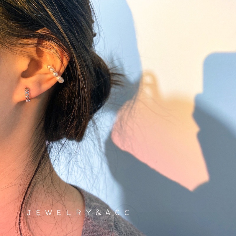 Anting Hoop S925 Silver Bentuk Hati Kecil Model Hollow Gaya Korea Untuk Wanita