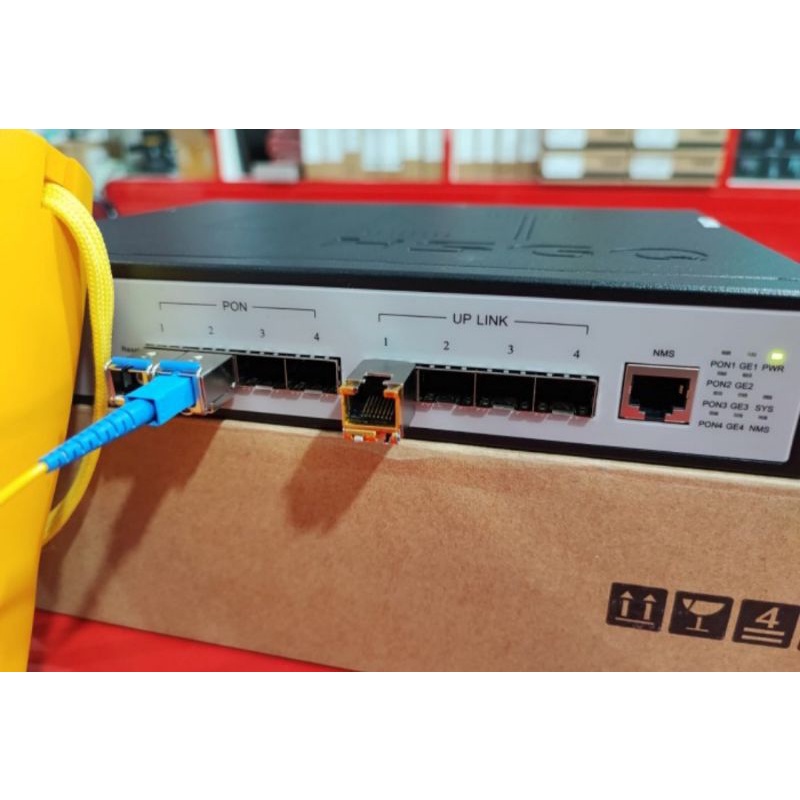 OLT EPON HSGQ E04M KOMPLIT 4 SFP 8 db