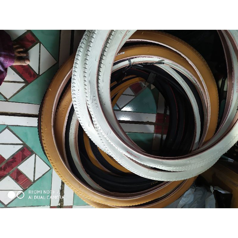 Ban sepeda onthel swallow putih coklat 28x11/2