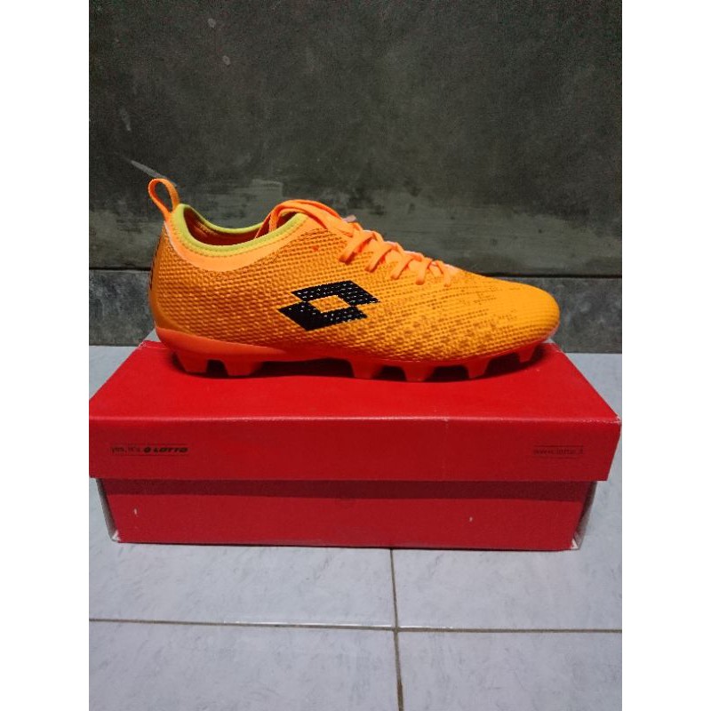 sepatu bola lotto spark fg