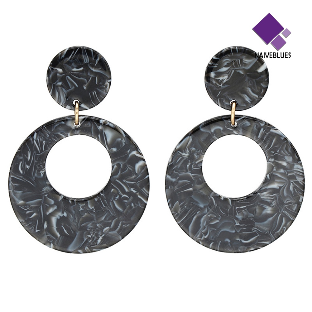 Anting Stud Bentuk Bulat Geometris Model Hollow Gaya Vintage Untuk Wanita