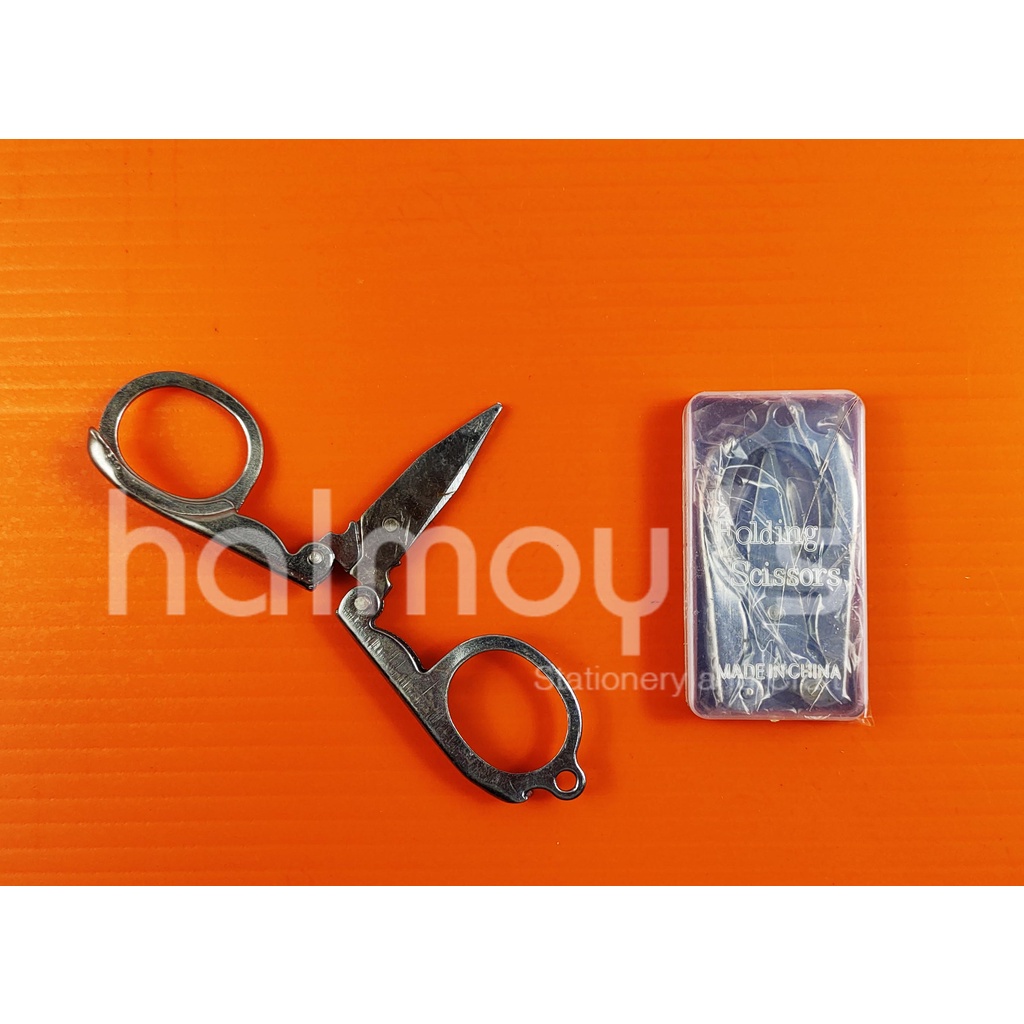 

GUNTING / SCISSORS LIPAT