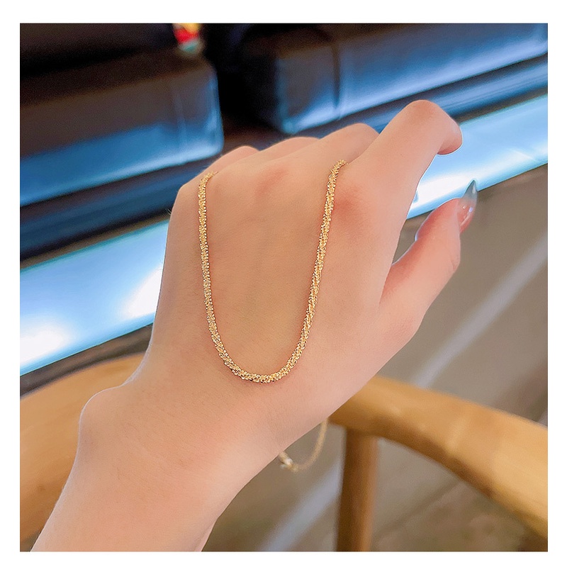 Kalung Rantai Tali Bahan Titanium Steel Warna Emas Untuk Pria Dan Wanita