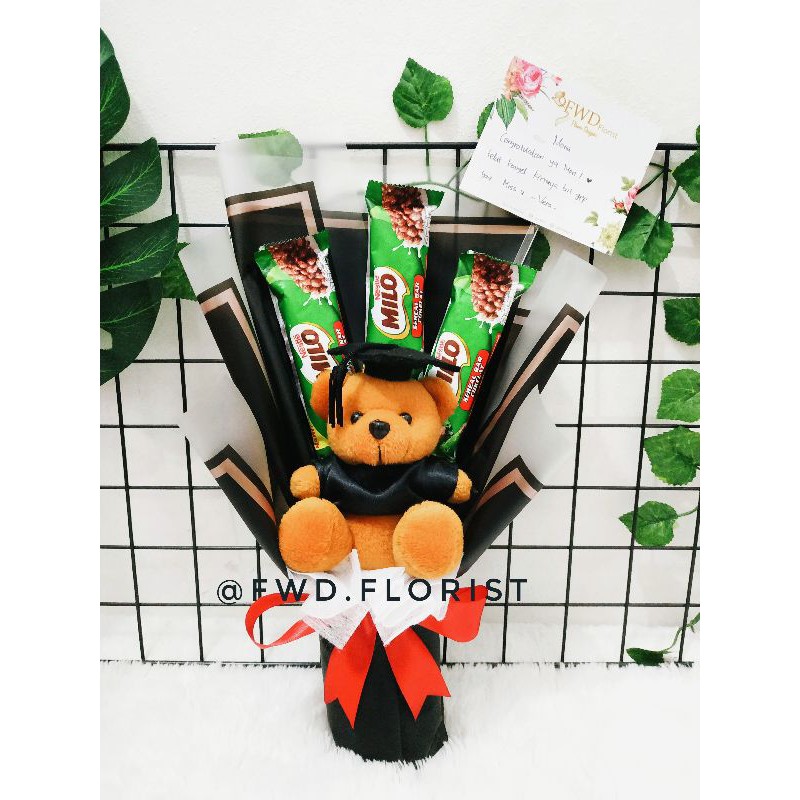 gift / buket bunga / bouquet bunga / bouquet snack / hampers snack / milo / boneka wisuda / boneka