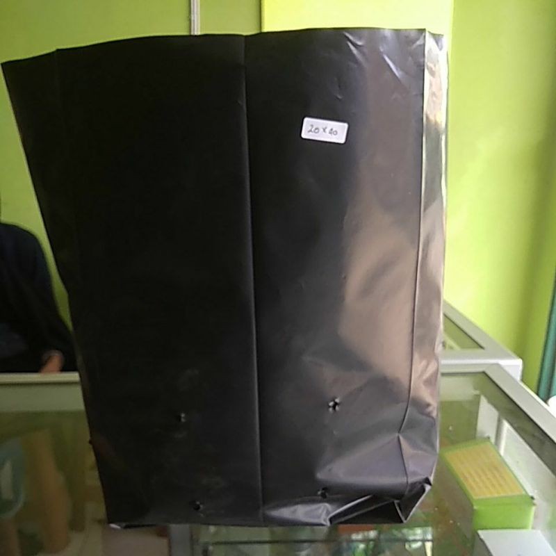 polybag hitam 20x40