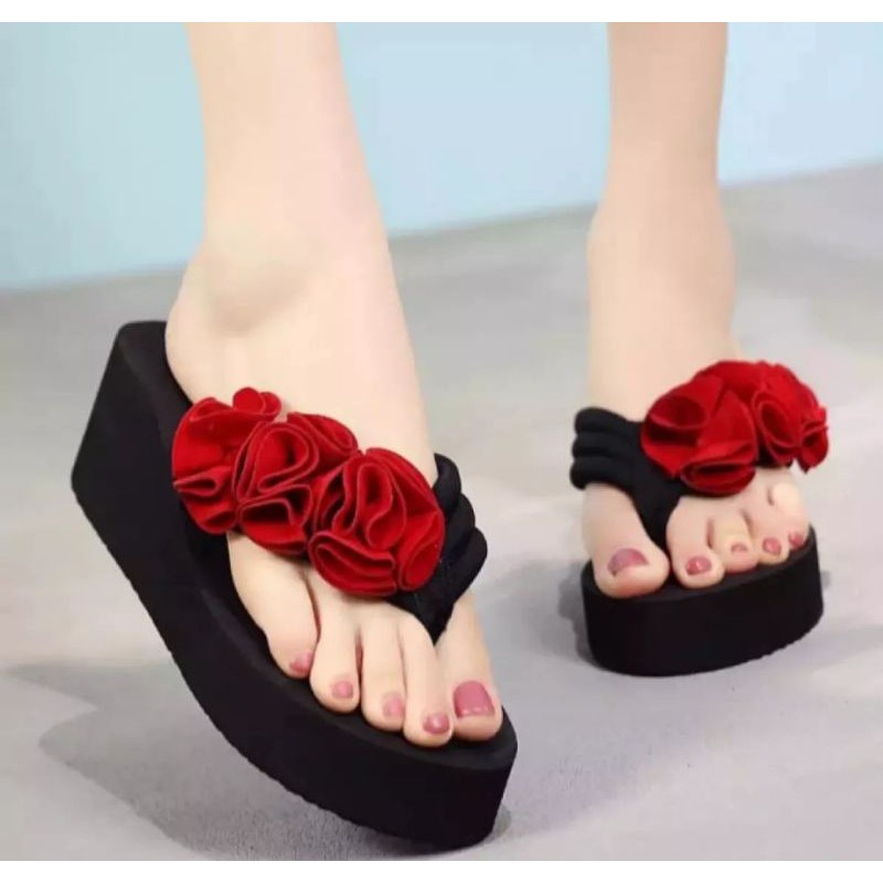 SANDAL WEDGES BUNGA TERLARIS