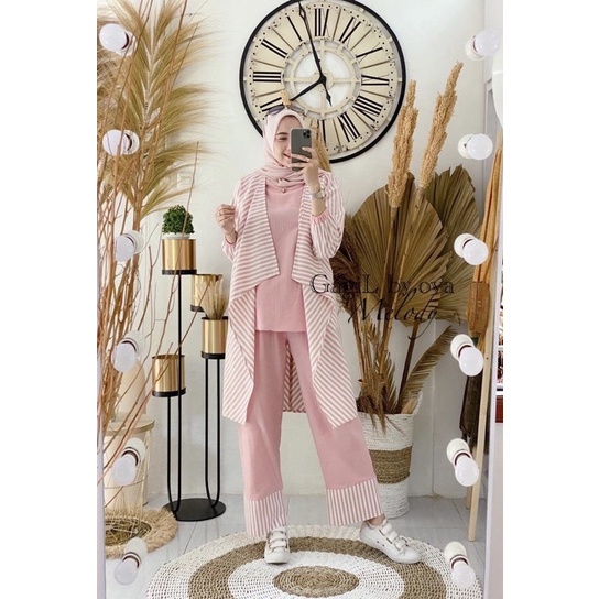 Stelan Melody [PRELOVED]