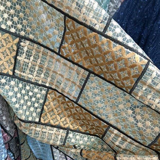 Tulle /tile bordir kotak