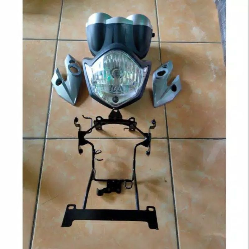 SATU SET LAMPU DEPAN VIXION OLD