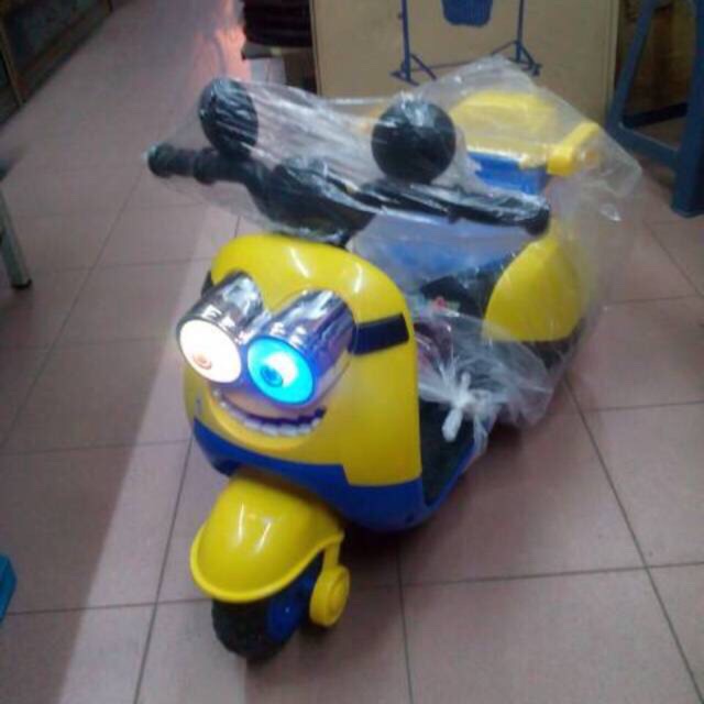 Motor aki vespa minion | beetle | motor listrik accu electric anak