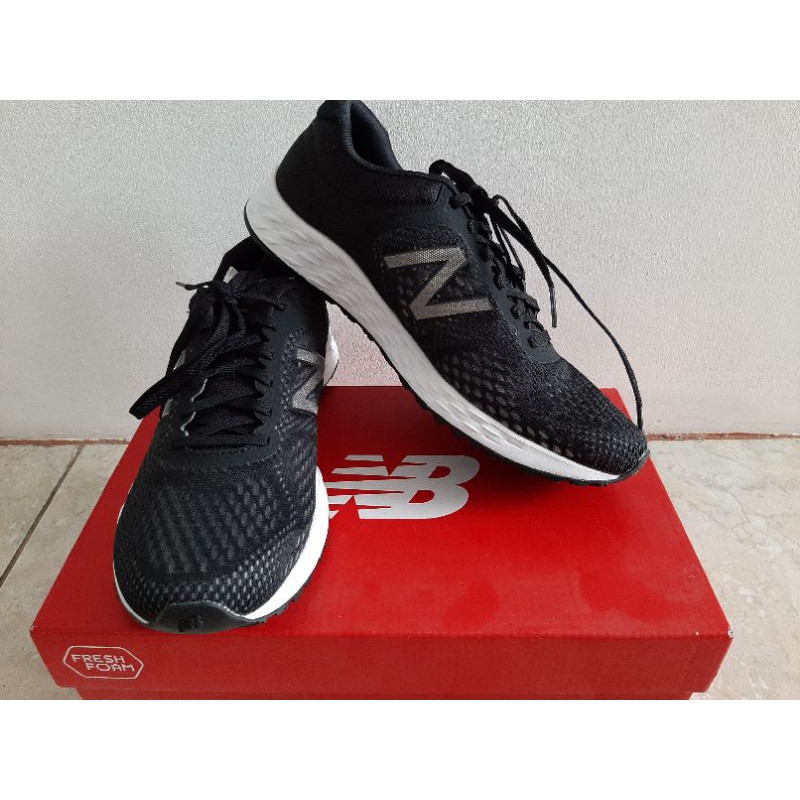 New Balance Fresh Foam Arishi V2 Black White