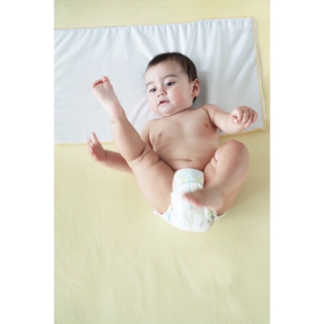 Babybee Sloped Pillow Plus - Bantal bayi