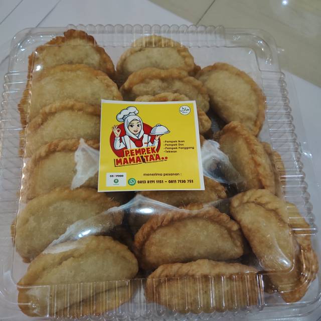 

Pempek pistel ( pempek DOS)+cuka