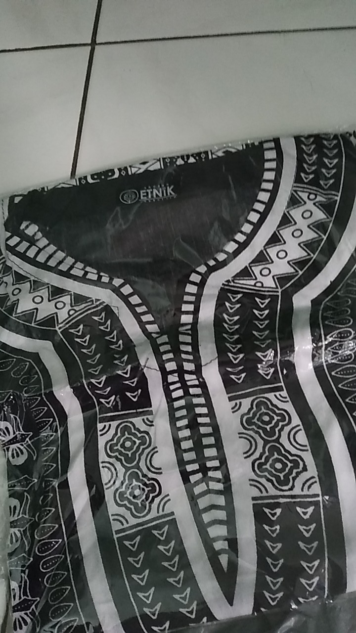 Kaos Etnik Dashiki Bohemian Style All Size Pria Wanita Warna Hitam-putih [limited]