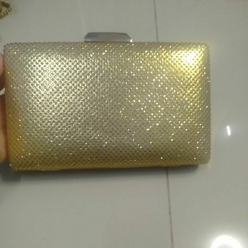 tas pesta kotak warna gold