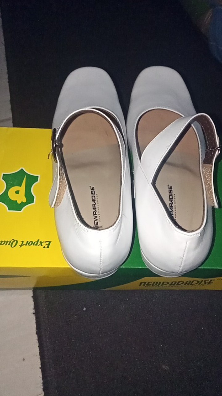 Sale ! Sepatu Paskibra Sekolah Kantor Pantofel Wanita / Sepatu Formal Kerja Wanita Kulit Asli Putih