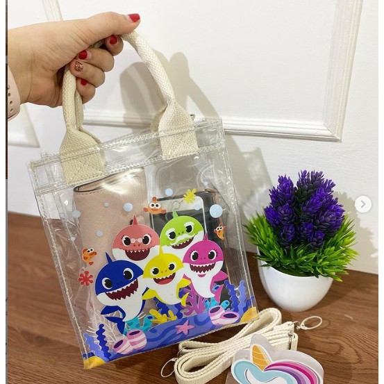 

MJ MIKA PRINT /TAS ULTAH/ SOUVENIR PROMOSI / POUCH SKINCARE / AQIQAH / TASYAKURAN/ MANYUE