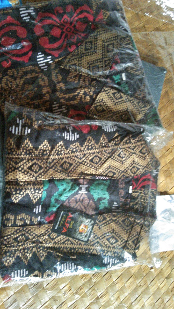 Maura Couple - Sania Ruffle Batik Couple Ori Ndoro Jowi Dnt Garansi Termurah Shopee - Pinguin Gurita