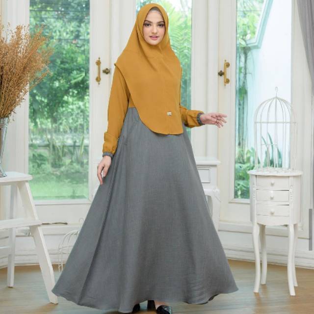 Preloved Alena Dress Gold Dinara Clothing