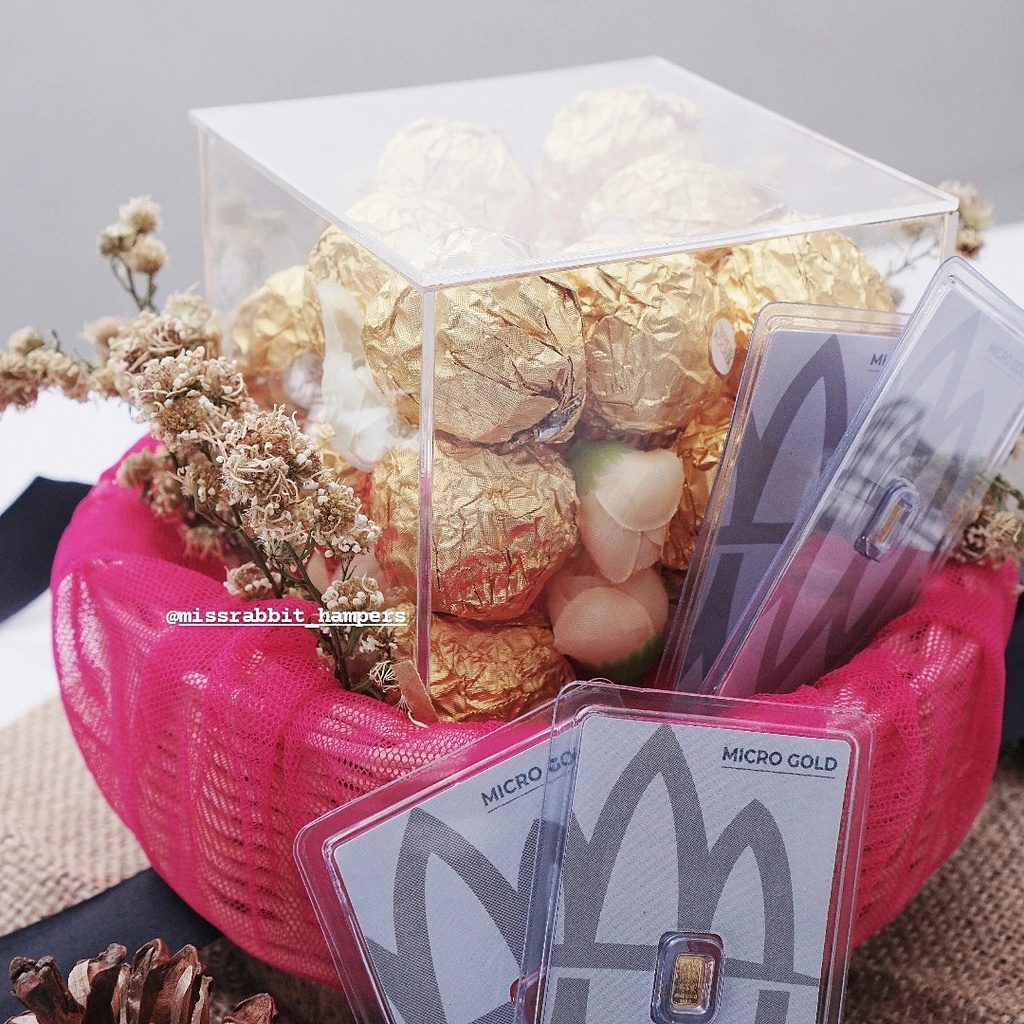 KADO/GIFT/HAMPERS/SOUVENIR ULANG TAHUN/PERNIKAHAN/VALENTINE/SYUKURAN DLL