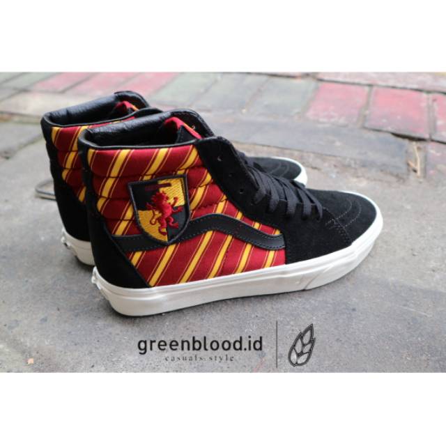 Vans X Harry Potter Gryffindor Sk8-Hi trainers original