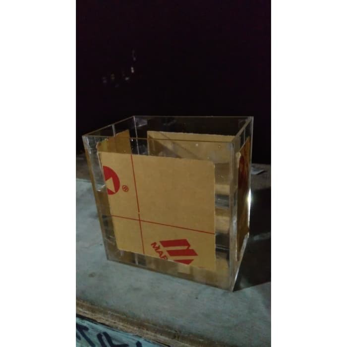 

Acrylic Selfi ikan / Acrylic Selfi /Acrylic kotak air ( costum)