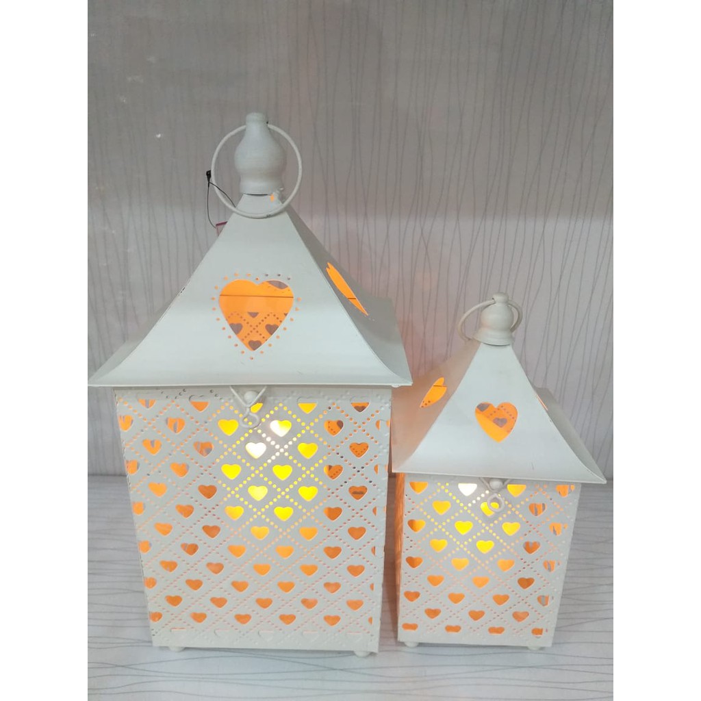 Lantern Lentera Love Vintage / Lentera Dekor / Tempat Lilin ( per-set 2 ukuran ) besi putih