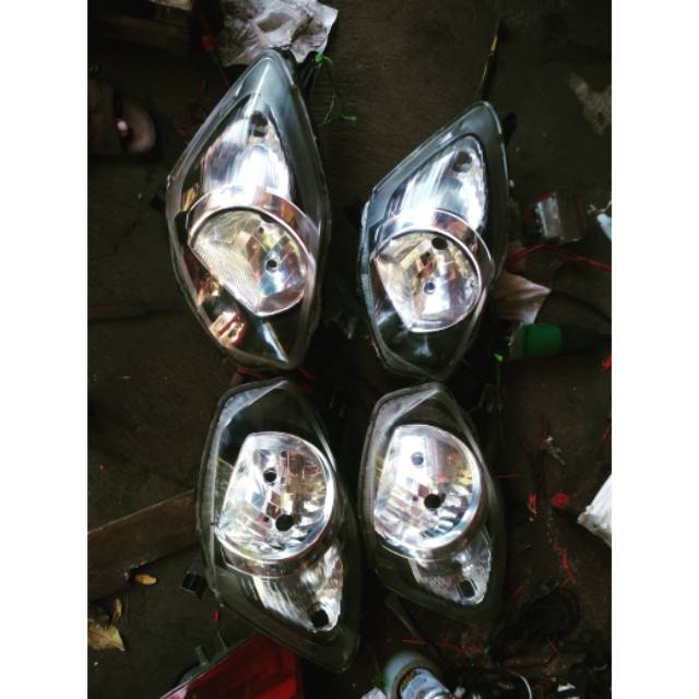 Headlamp ayla / agya