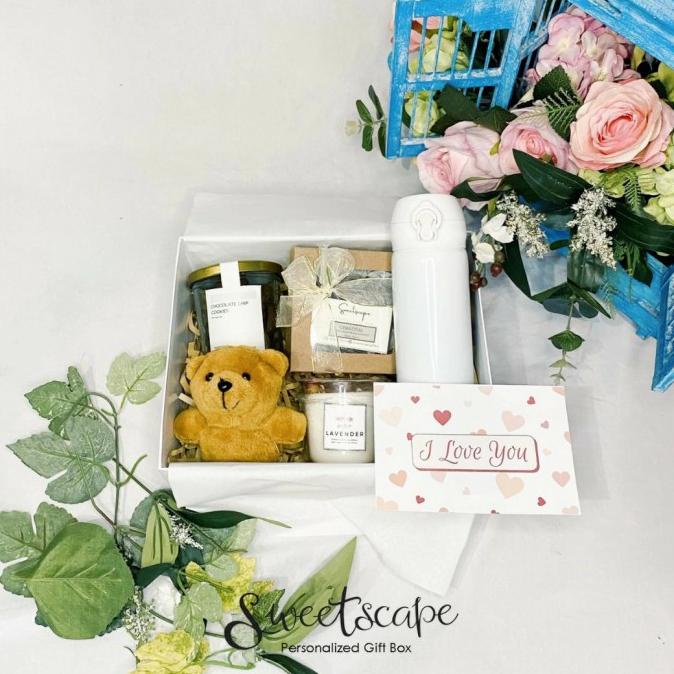 

GIFT BOX PACKAGE 185-PAKET HAMPERS 185 - I LOVE YOU GIFBOX SCS543D3