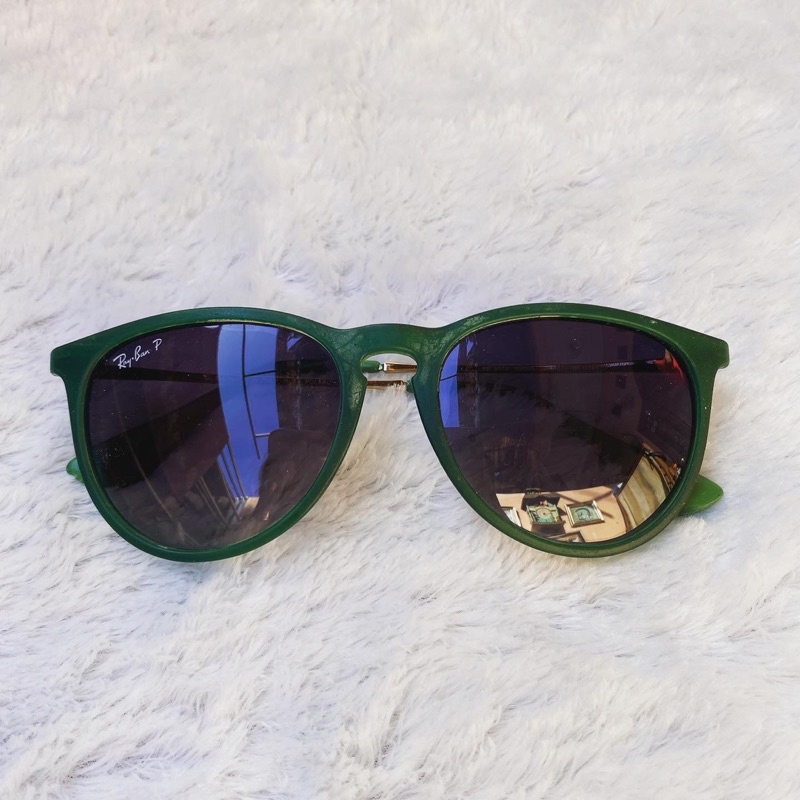 RAY BAN sunglasses made in Italy  Preloved kacamata  condition 70%