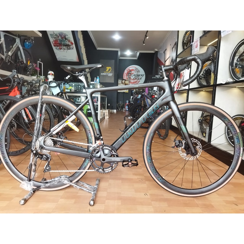 TWITTER ROADBIKE STEALTH PRO SHIMANO 105