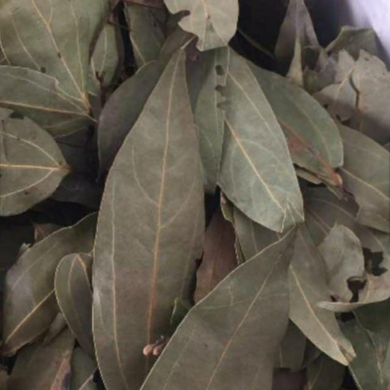 

Daun kayu manis kering 500 gr
