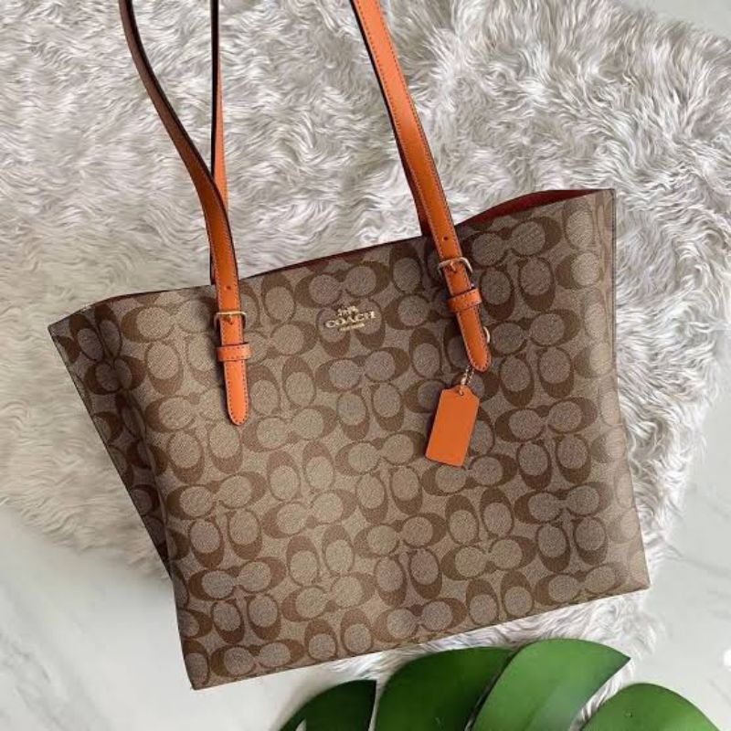 COACH MOLLIE TOTE BAG (Pesanan Sis Trya)