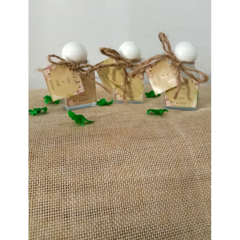 

Souvenir Hand Sanitizer Rustic Murah