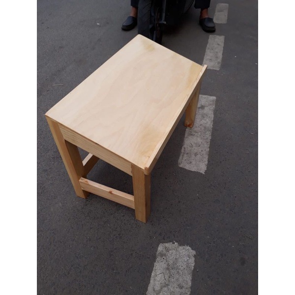 Meja ngaji / leker kaki mering