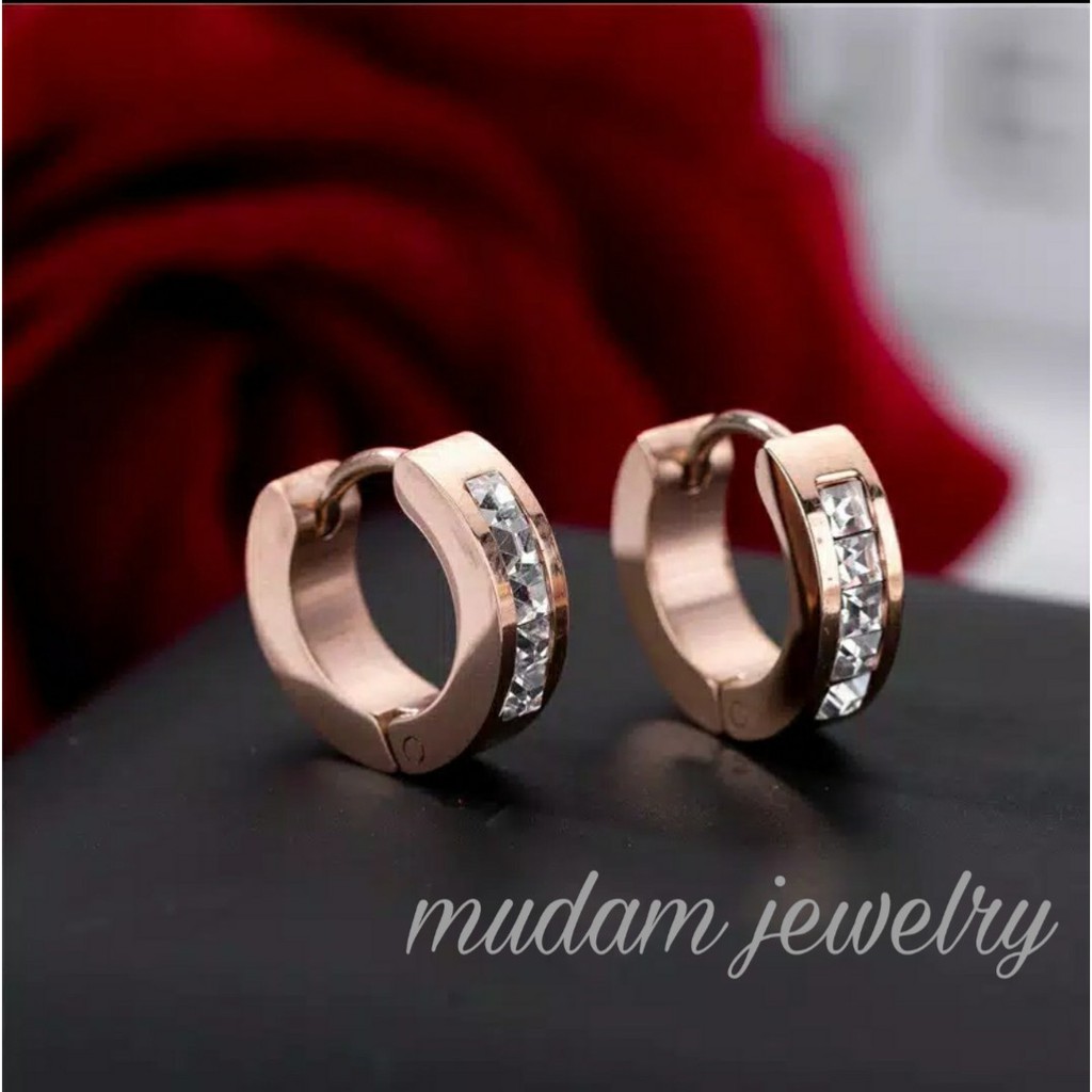 Anting Jepit Baja Titanium Dengan Cubic Zircon Warna Rose Gold, Gold dan Silver-Putih