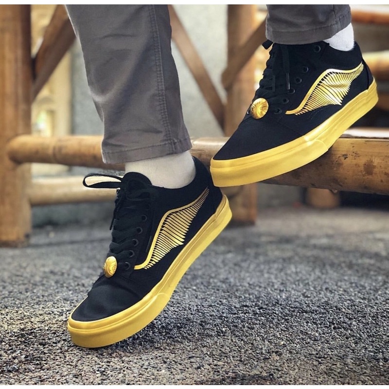 Vans x Harry Potter Old Skool Golden Stitch
