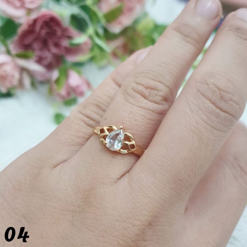 Cincin Xuping Fashion Simple Mata satu Warna Gold C03047