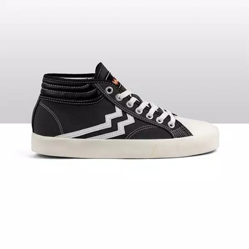 Geoff Max Maverick Mid Black White