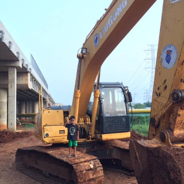 silvia.ningsih140195