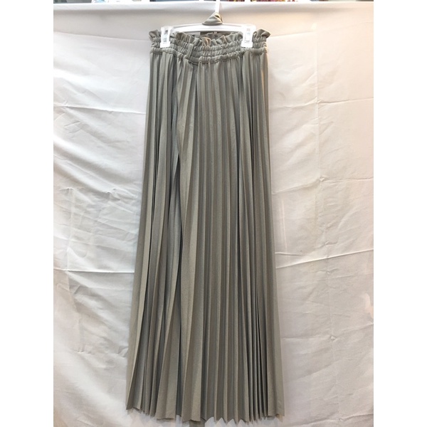 Rok plisket ada tali pinggang