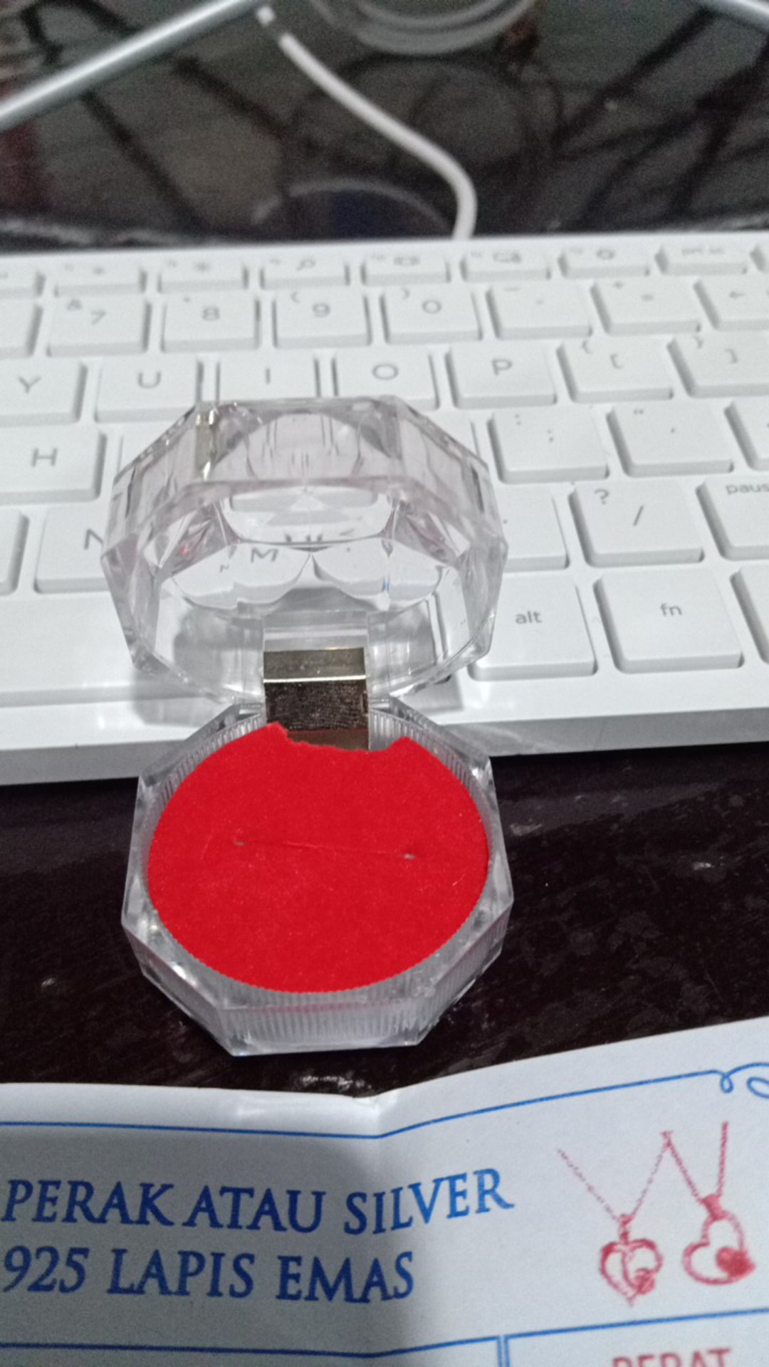 Kotak Satu Cincin / Box Cincin Model Mika Hanya Untuk 1 Cincin